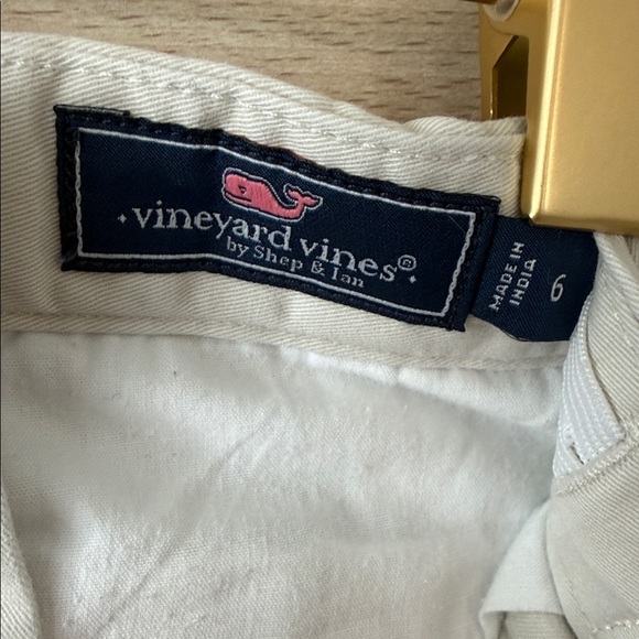 Vineyard Vines Breaker shorts size 6 boys in
Stone color - Picture 2 of 8
